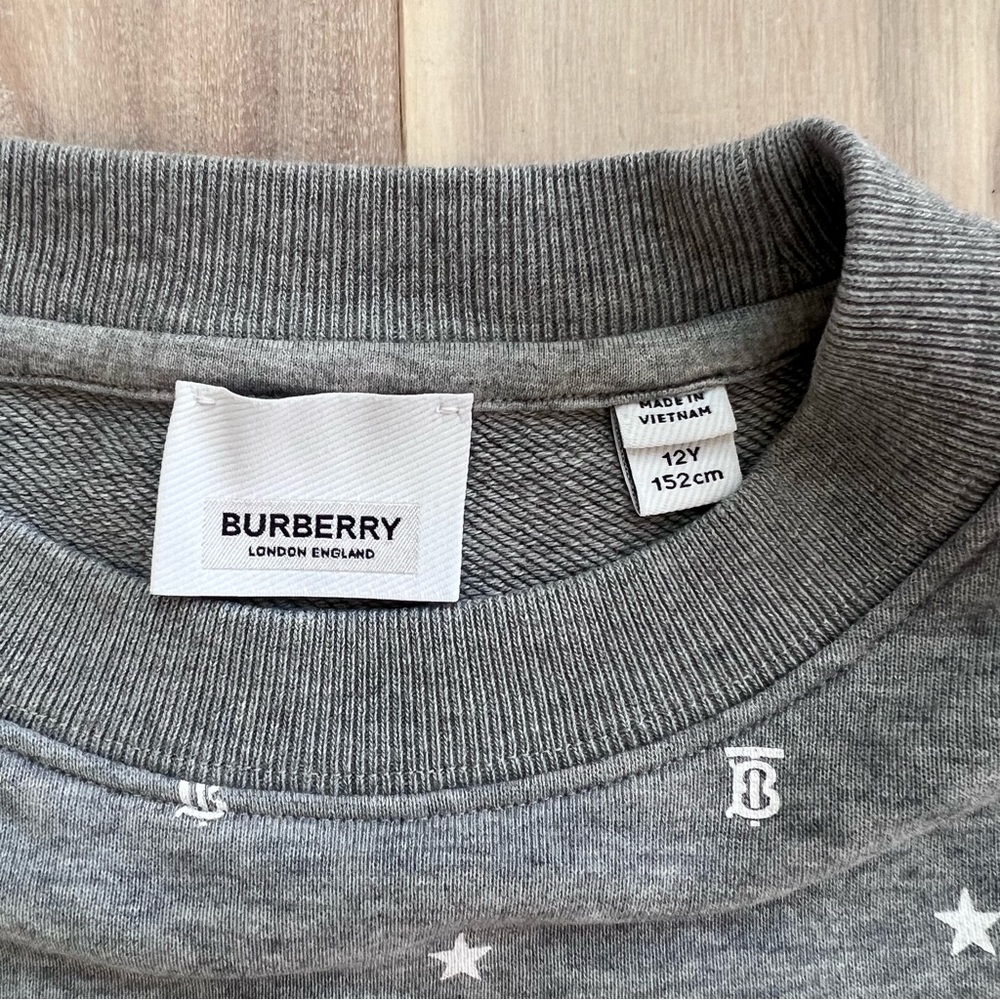 10Y Burberry Unisex Gregory Star Print Jogger & 
12Y Sweatshirt TB Monog… - Picture 2 of 16